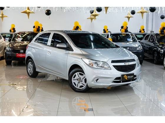 CHEVROLET ONIX 1.0 MPFI LS 8V FLEX 4P MANUAL CHEVROLET ONIX 1.0 MPFI LS 8V FLEX 4P MANUAL